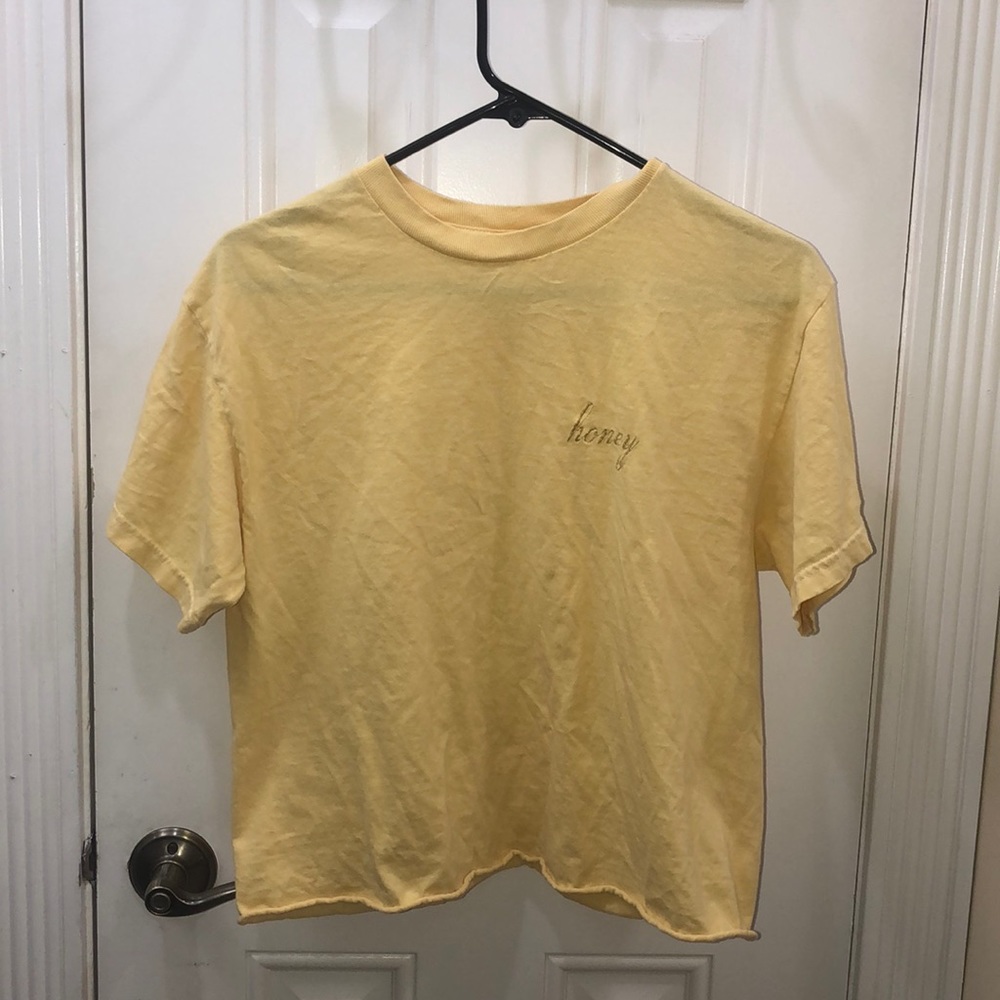 Brandy Melville honey cropped tee- shirt